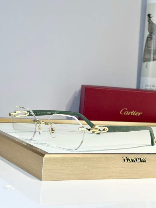 Picture of Cartier Sunglasses _SKUfw79722135fw